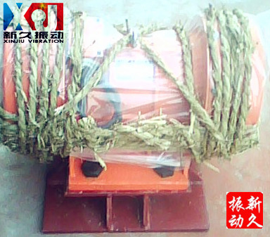 倉壁振動器 倉壁振動器