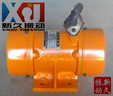 振動(dòng)電機(jī) 振動(dòng)電機(jī)